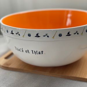 Rae Dunn TRICK OR TREAT Bowl
